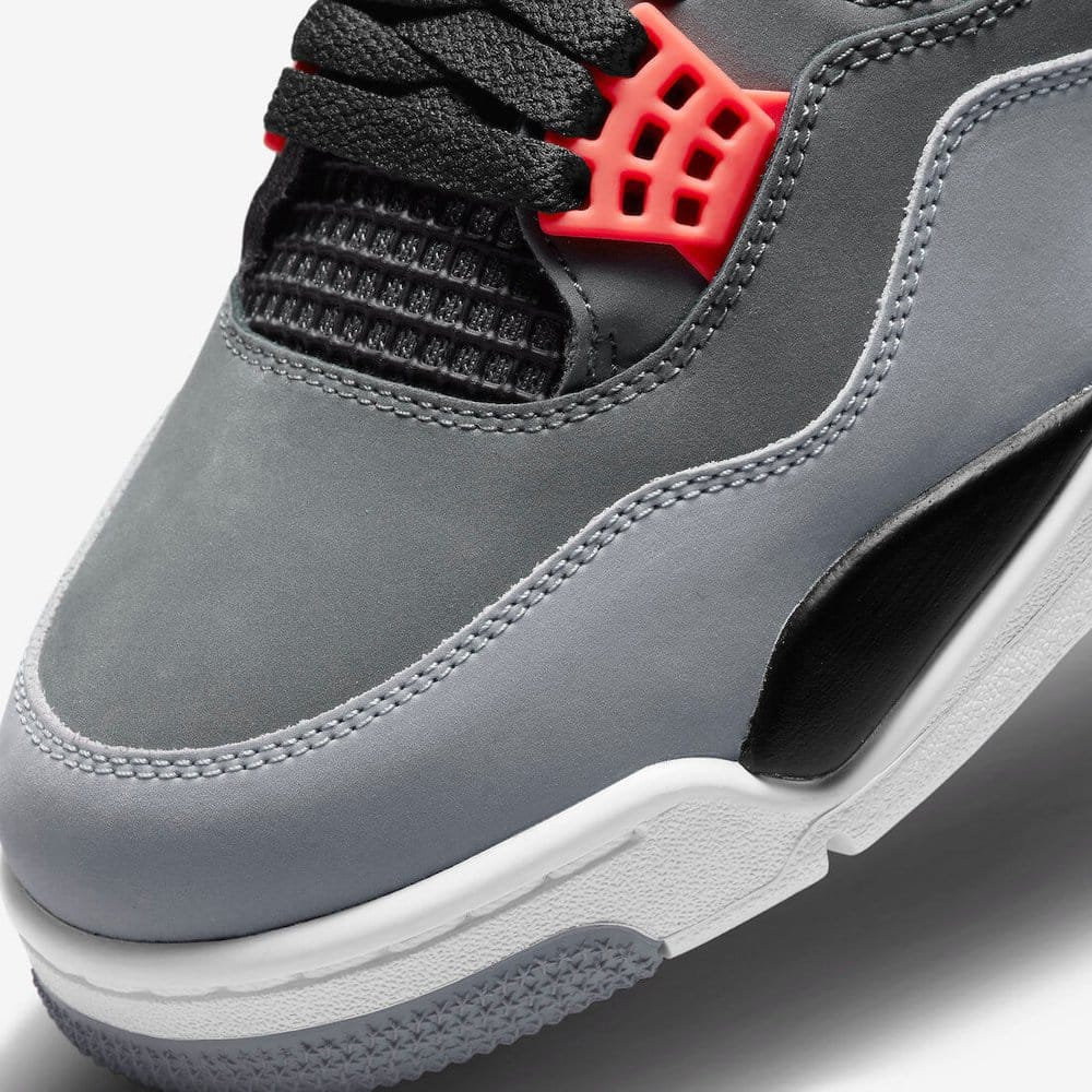 Air Jordan 4 “Infrared,”