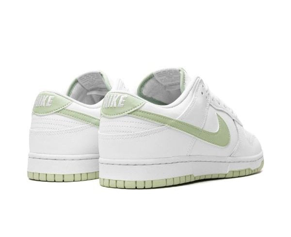 Nike Dunk Low “Hyper Royal” sneakers