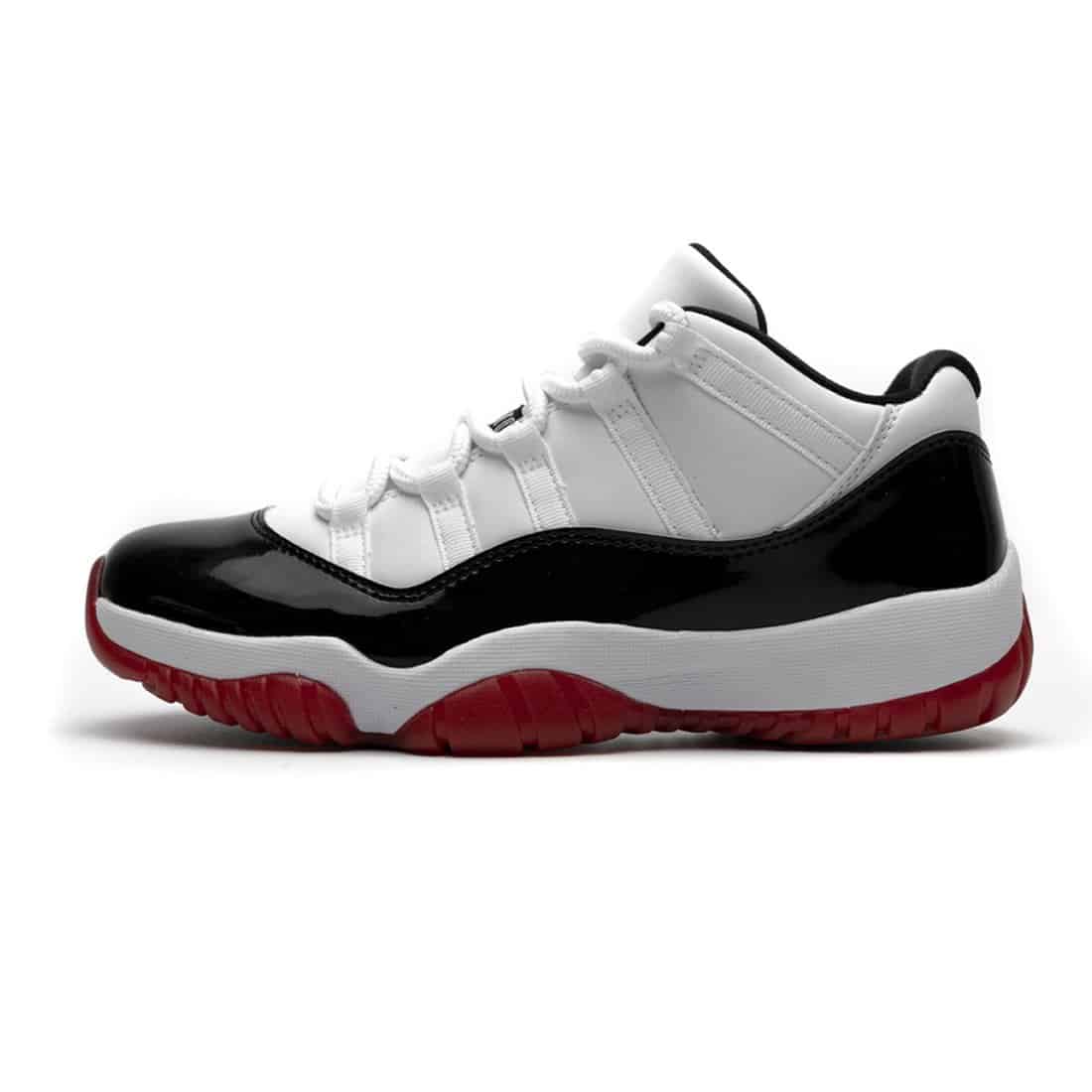 Jordan 11 Retro low Concord “Bred”