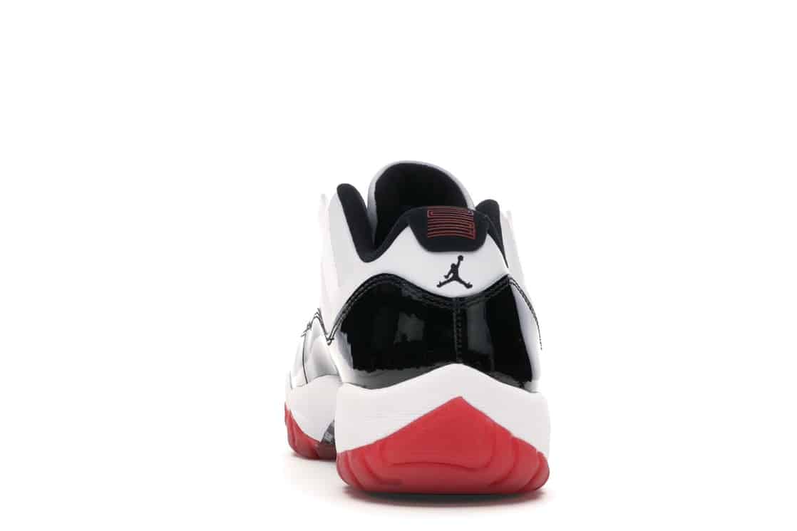 Jordan 11 Retro low Concord “Bred”