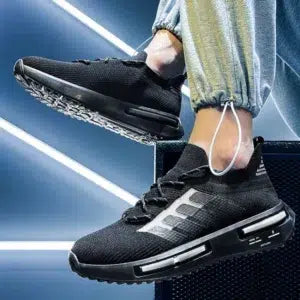 Men Sports Shoes Casual Breathable Running Shoes, Size: 39(Black)